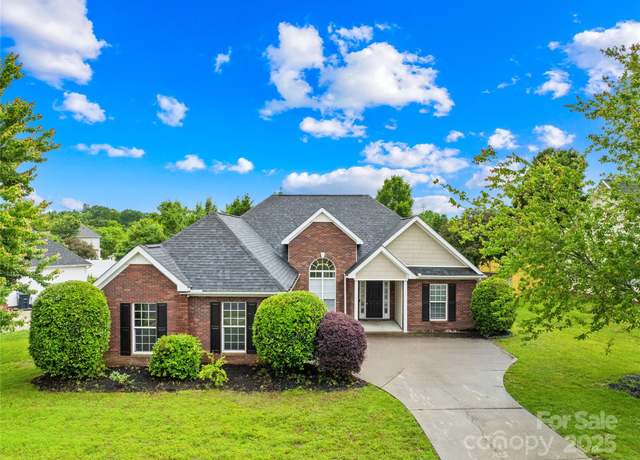 Property at 4809 Mossy Cup Ln, Monroe, NC 28110, 3 beds, 2 baths