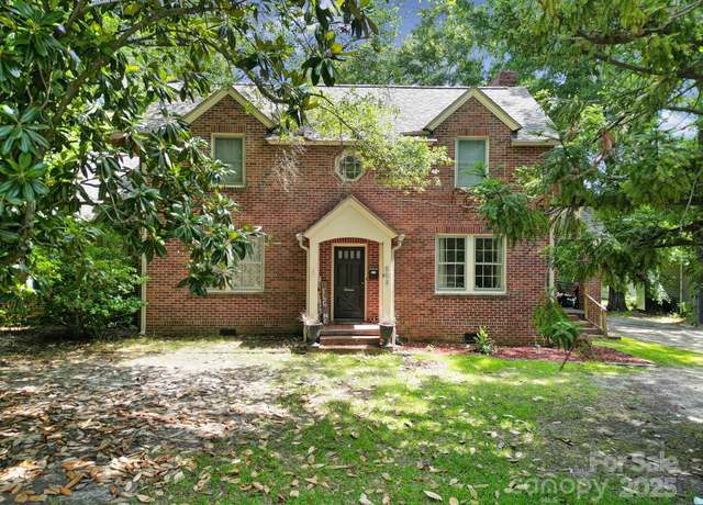 Property at 504 Chesterfield Ave, Lancaster, SC 29720, 3 beds, 2 baths