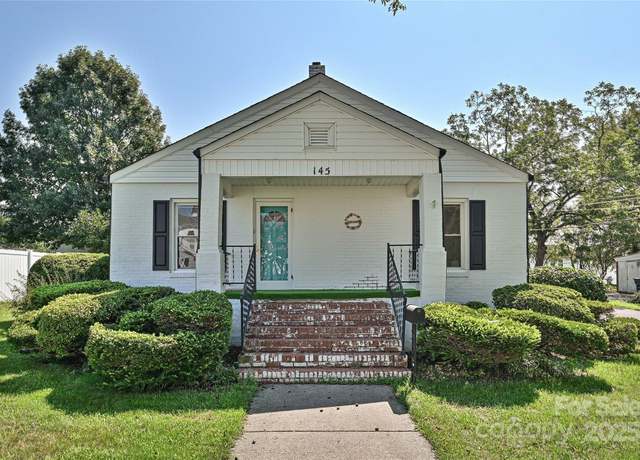 Property at 145 N Magnolia St, Mooresville, NC 28115, 2 beds, 2 baths