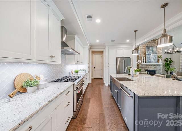 Property at 3288 Sherman Dr, Lancaster, SC 29720, 4 beds, 3.5 baths