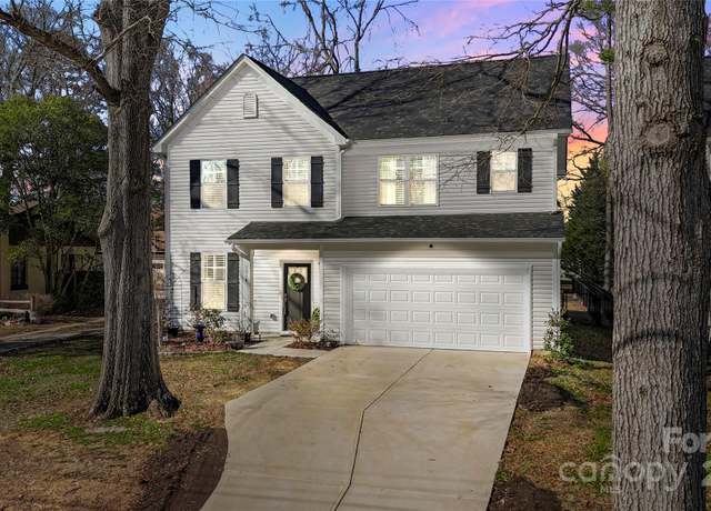 Property at 1016 Helms Rd, Charlotte, NC 28214, 4 beds, 2.5 baths