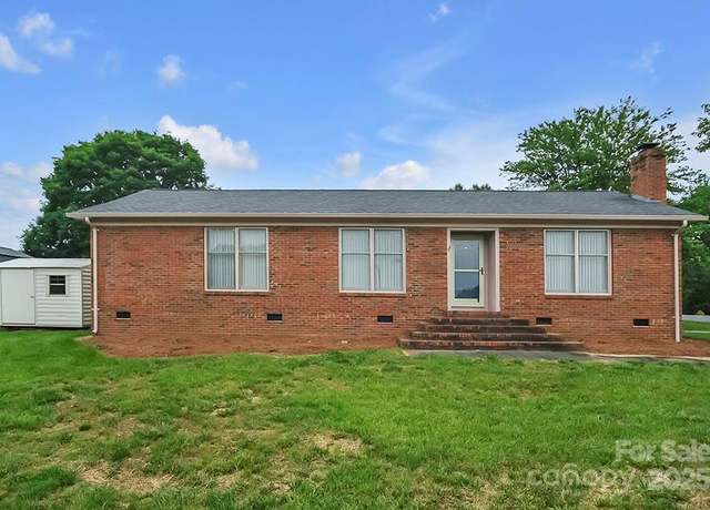 Property at 1609 Mcfarland Dr, Shelby, NC 28152, 3 beds, 2 baths
