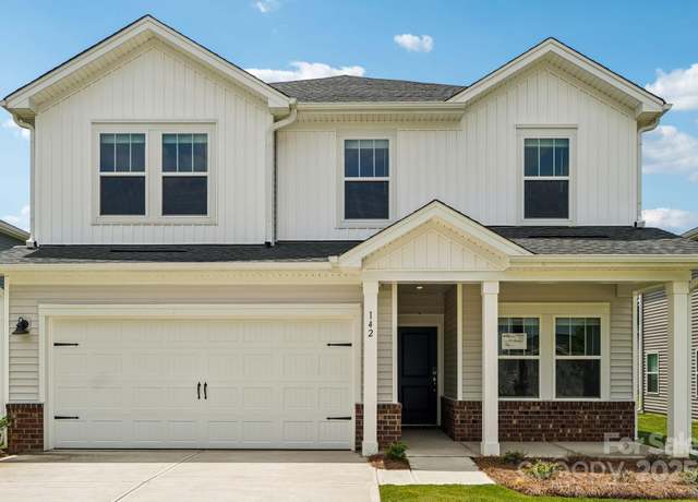 Property at 142 Aberdeen Dr, Salisbury, NC 28144, 3 beds, 2.5 baths