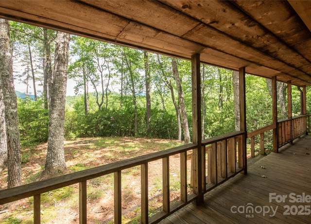 Property at 585 Bonfire Dr #10, Franklin, NC 28734, 1 bed, 1 bath