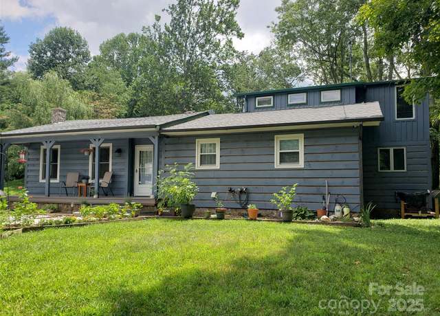 Property at 1055 Stagger Weed Rd, Bakersville, NC 28705, 3 beds, 2 baths