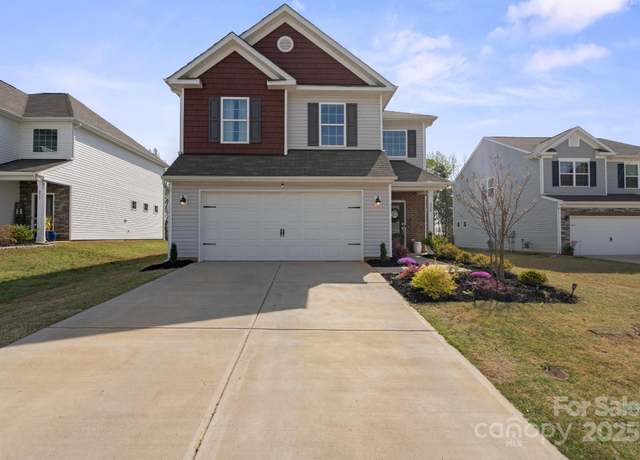 Property at 228 Eden Ave, Mooresville, NC 28115, 4 beds, 2.5 baths