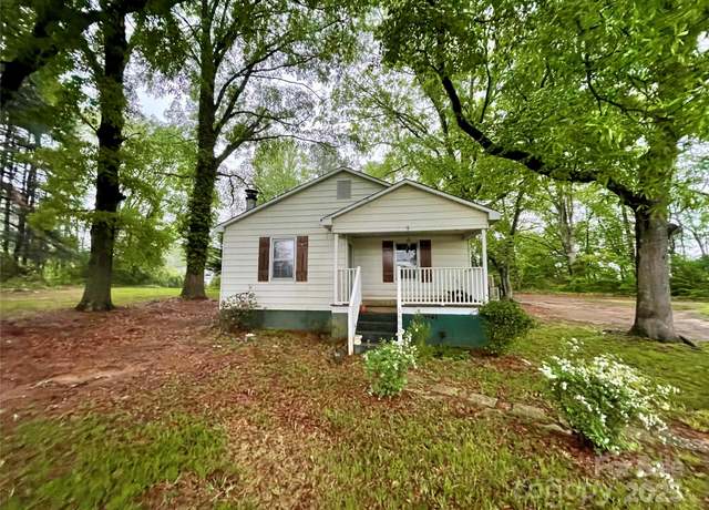 Property at 14600 Glendale Dr, Huntersville, NC 28078, 2 beds, 1 bath