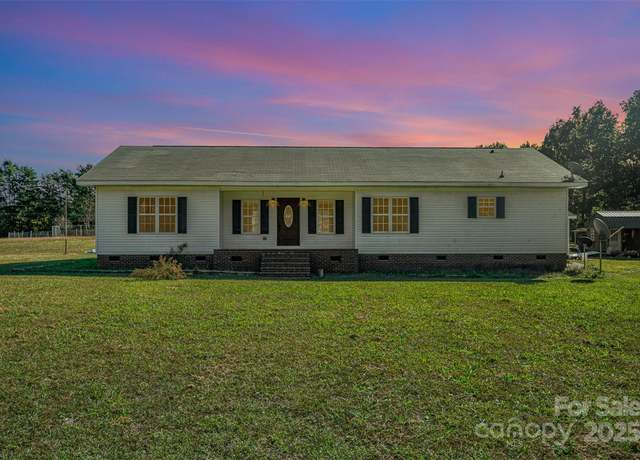 Property at 4438 Old Davis Rd, Norwood, NC 28128, 3 beds, 2.5 baths