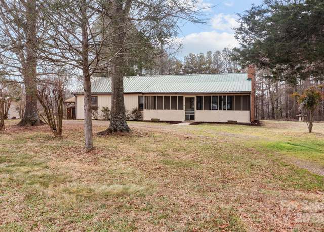 Property at 2845 Wood Gate Rd, Lincolnton, NC 28092, 3 beds, 2 baths