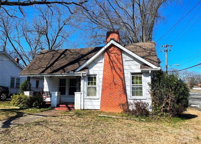 Property at 441 Hope St, Rock Hill, SC 29730, 2 beds, 1 bath