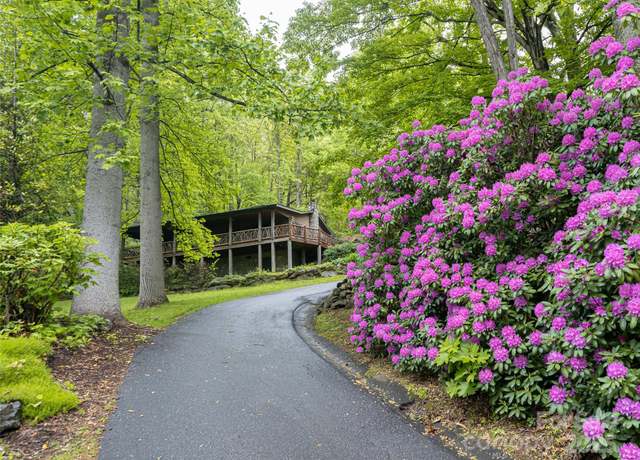 Property at 39 Antler Springs Way, Maggie Valley, NC 28751, 3 beds, 2 baths