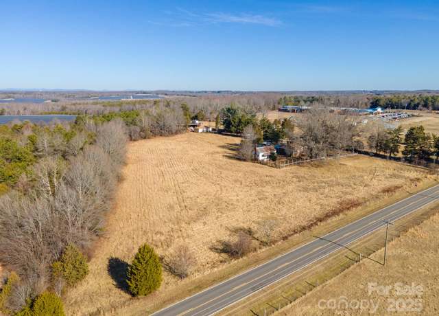 Property at 2808 Water Plant Rd, Maiden, NC 28650, 3 beds, 2 baths