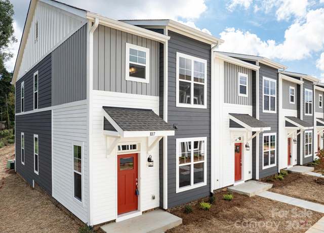Property at 2138 Acclaim St, Charlotte, NC 28205, 3 beds, 2.5 baths