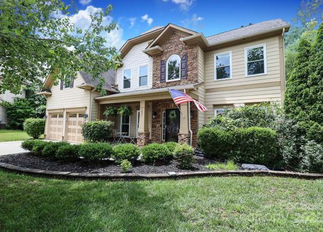 Property at 1800 Robbins Meadows Dr, Waxhaw, NC 28173, 5 beds, 3 baths