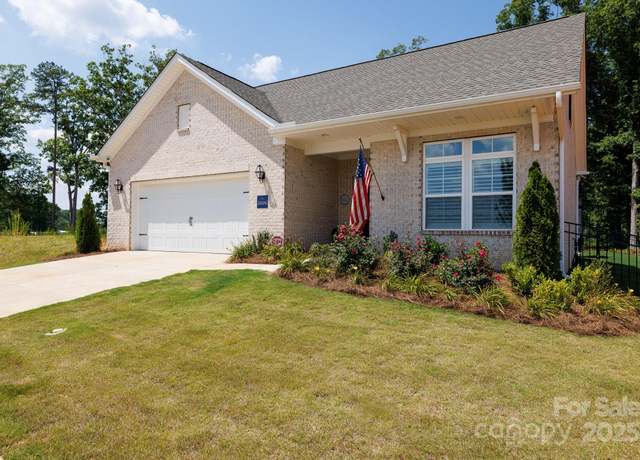 Property at 3006 Constitution Ln, Gastonia, NC 28056, 2 beds, 2 baths