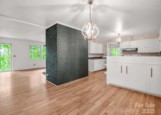 Property at 200 Little Wings Mountain Rd, Columbus, NC 28722, 3 beds, 2.5 baths