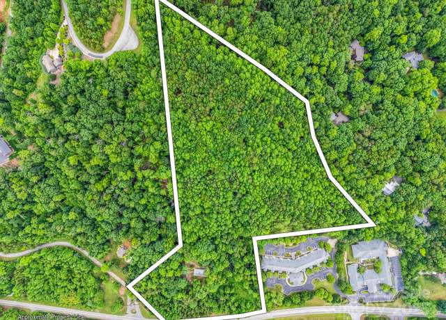 Property at 200 Little Wings Mountain Rd, Columbus, NC 28722, 3 beds, 2.5 baths