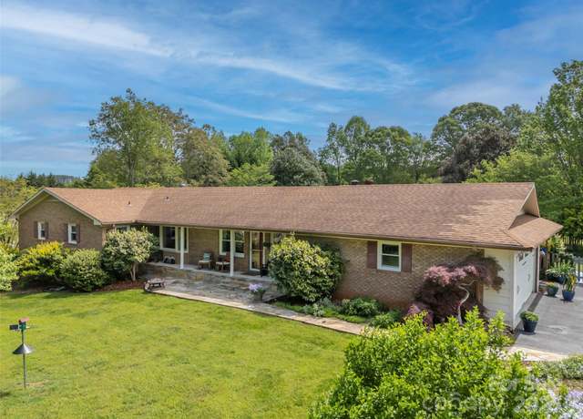 Property at 301 Spring Valley Rd, Inman, SC 29349, 3 beds, 3 baths
