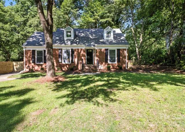 Property at 6127 Eagle Peak Dr, Charlotte, NC 28214, 4 beds, 2 baths