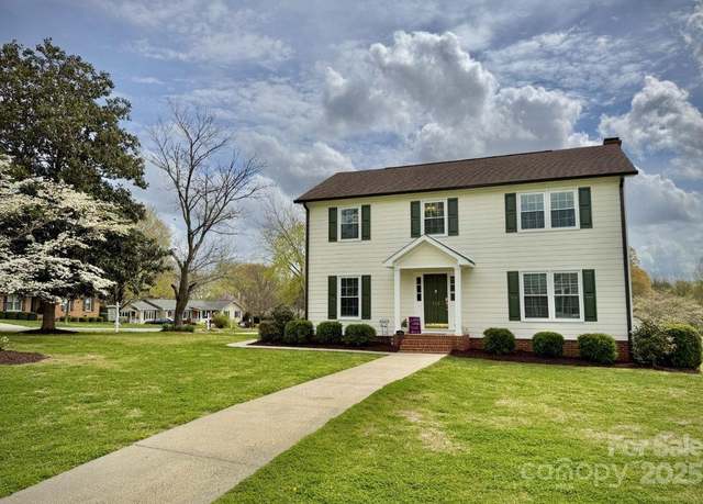 Property at 113 Windsong Ct, Gastonia, NC 28056, 4 beds, 2.5 baths