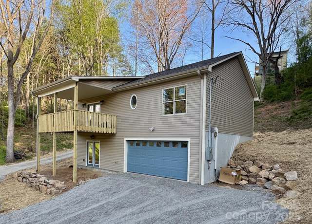 Property at 141 Jordan Farm Dr, Waynesville, NC 28786, 2 beds, 2 baths