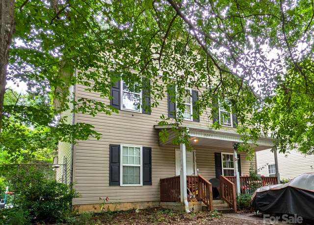 Property at 3241 Reid Ave, Charlotte, NC 28208, 4 beds, 2 baths