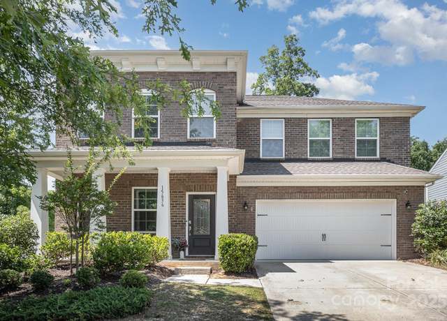 Property at 15636 Oleander Dr, Charlotte, NC 28278, 5 beds, 4.5 baths