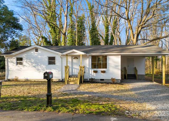 Property at 2706 Booker St, Gastonia, NC 28054, 3 beds, 1 bath