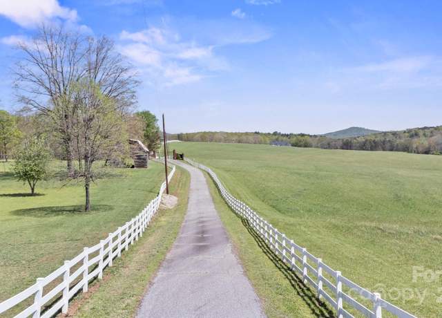 Property at 447 Willow Pond Ln, Hiddenite, NC 28636, 6 beds, 5.5 baths