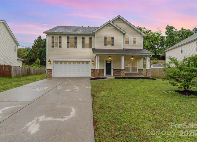 Property at 7031 Woodbridge Valley Cir, Mint Hill, NC 28227, 4 beds, 3 baths