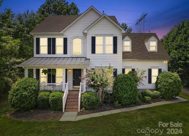 Property at 1900 Mt Isle Harbor Dr, Charlotte, NC 28214, 5 beds, 2.5 baths