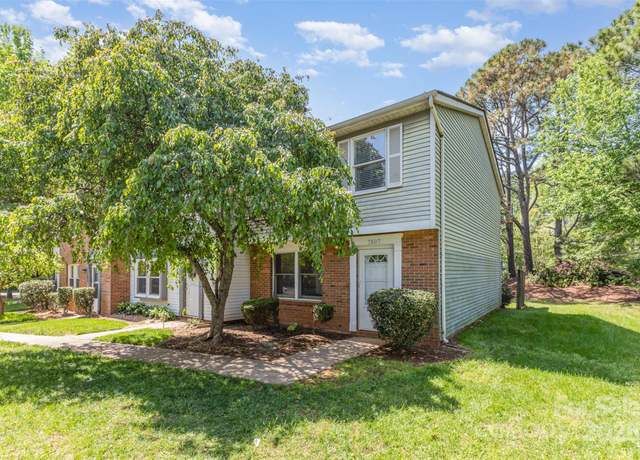 Property at 7507 Holly Grove Ct, Charlotte, NC 28227, 3 beds, 1.5 baths