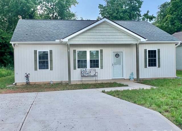 Property at 132 Swimmers Ln, Salisbury, NC 28146, 3 beds, 2 baths