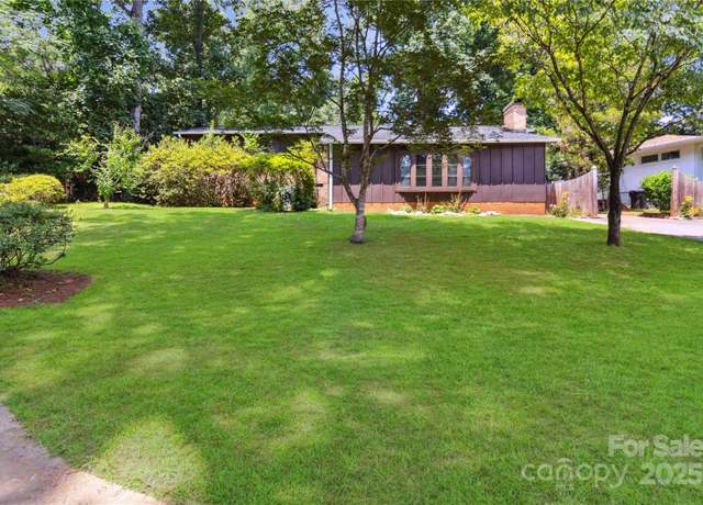 Property at 846 Gist Rd, Rock Hill, SC 29732, 3 beds, 2 baths