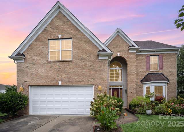 Property at 1648 Apple Tree Pl NW, Concord, NC 28027, 5 beds, 3 baths