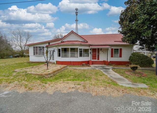 Property at 523 Fox Ave, Chester, SC 29706, 5 beds, 2 baths