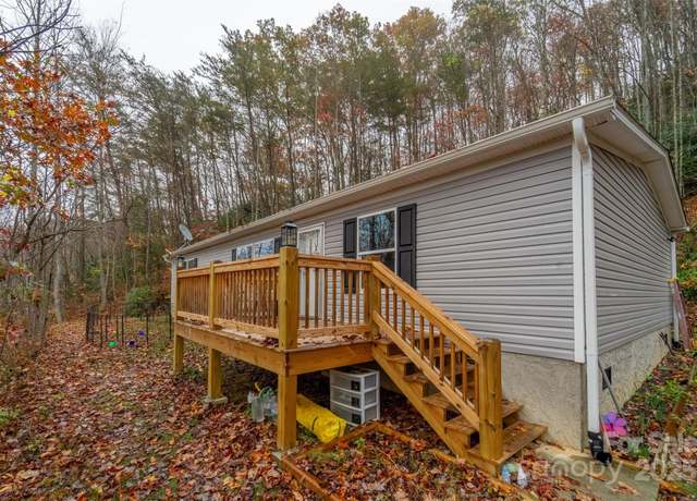 Property at 97 Sleeper Branch Rd, Whittier, NC 28789, 3 beds, 2 baths