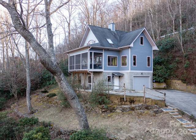Property at 18 Wood Haven Ln, Black Mountain, NC 28711, 3 beds, 3.5 baths
