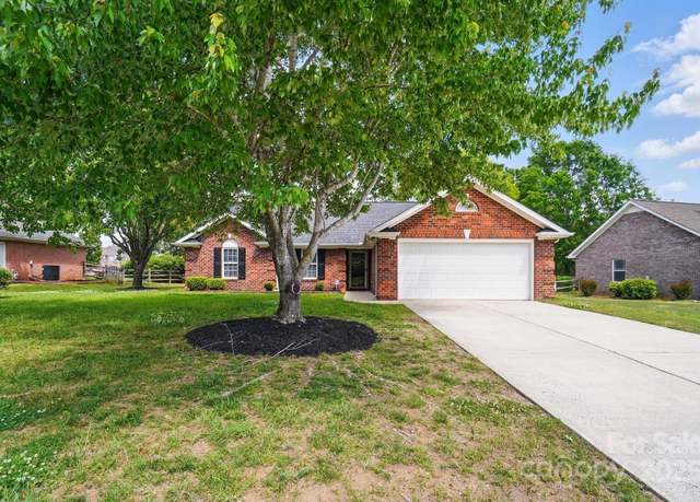 Property at 8309 Emily Dr, Harrisburg, NC 28075, 3 beds, 2 baths