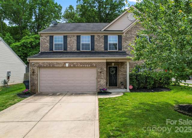 Property at 16615 Crimson Sargent Dr, Charlotte, NC 28213, 4 beds, 2.5 baths