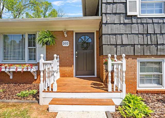 Property at 202 Confederate St, Lexington, NC 27295, 3 beds, 1.5 baths