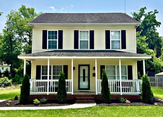 Property at 1912 Baxter St, Charlotte, NC 28204, 3 beds, 2.5 baths