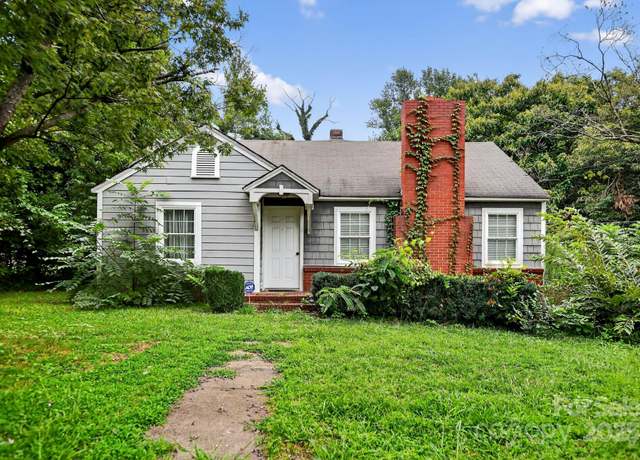 Property at 1226 Plaza St NW, Lenoir, NC 28645, 3 beds, 1 bath