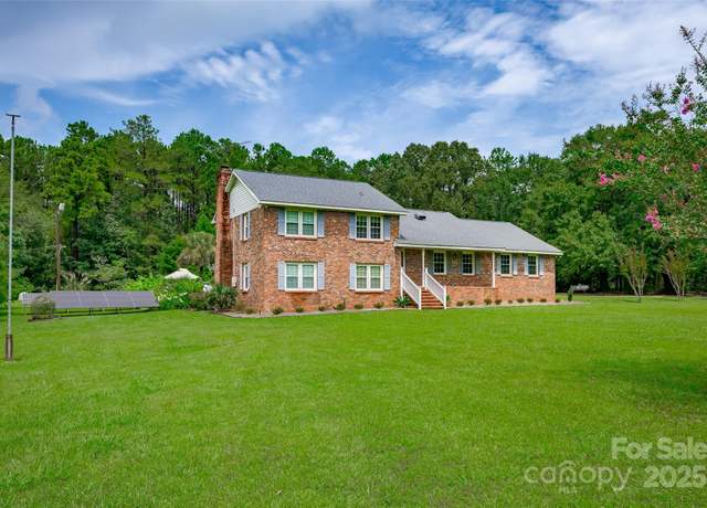 Property at 160 Celtic Ln, Winnsboro, SC 29180, 4 beds, 3.5 baths