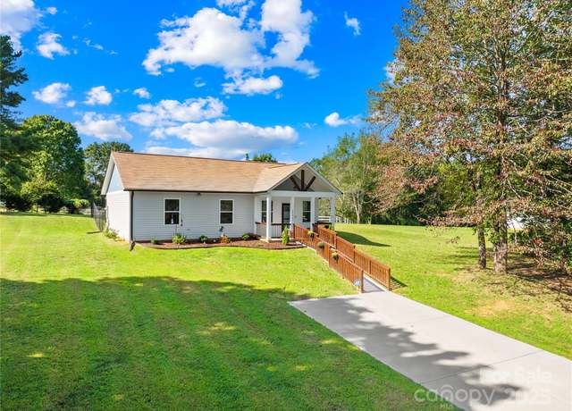 Property at 3121 Suffolk Dr, Shelby, NC 28152, 3 beds, 2 baths