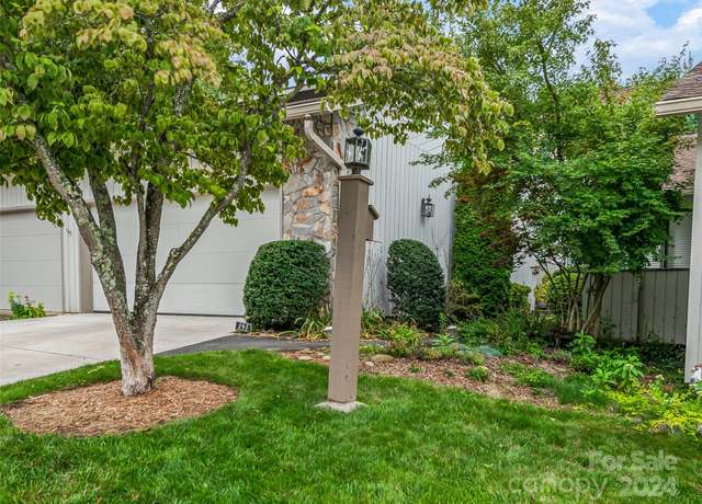 Property at 141 Deerlake Dr, Asheville, NC 28803, 3 beds, 3 baths