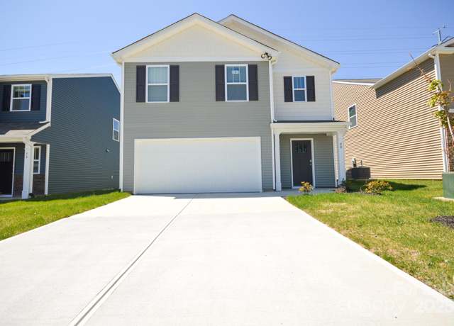 Property at 48 Providence Walk Dr, Hendersonville, NC 28792, 5 beds, 3 baths