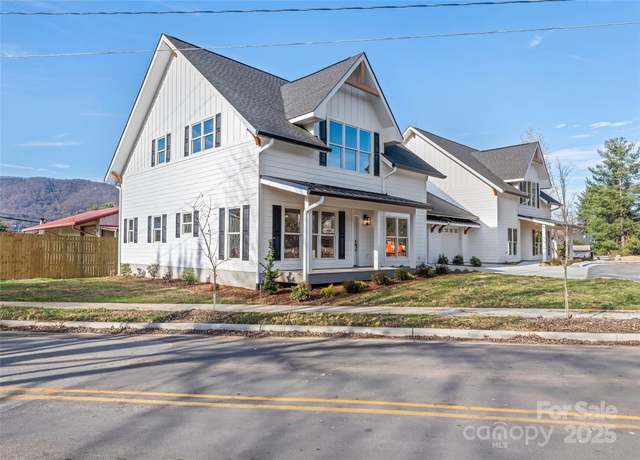 Property at 11 Riemar Ln, Waynesville, NC 28786, 3 beds, 3.5 baths