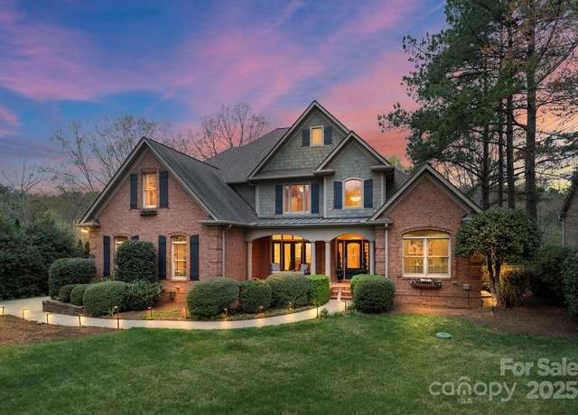 Property at 8915 Linden Grove Ct, Sherrills Ford, NC 28673, 4 beds, 4.5 baths