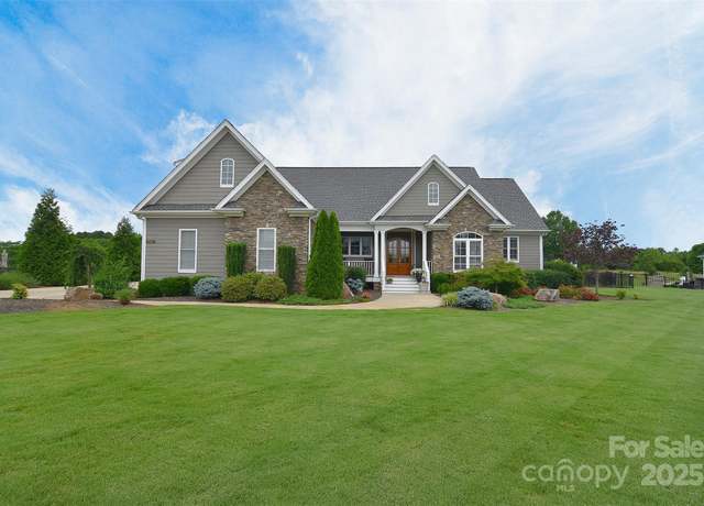 Property at 11772 Sugar Hill Rd, Davidson, NC 28036, 4 beds, 3 baths